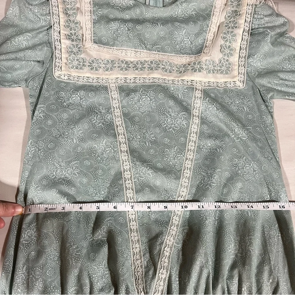 Gunne Sax Vintage Sage Green Floral Lace Dress with Drop Waist Cottagecore - Picture 12 of 13